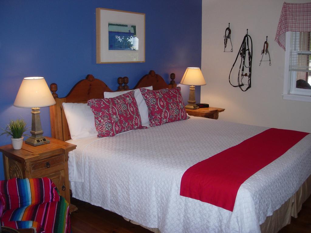 Bed & Breakfast Territory 3*